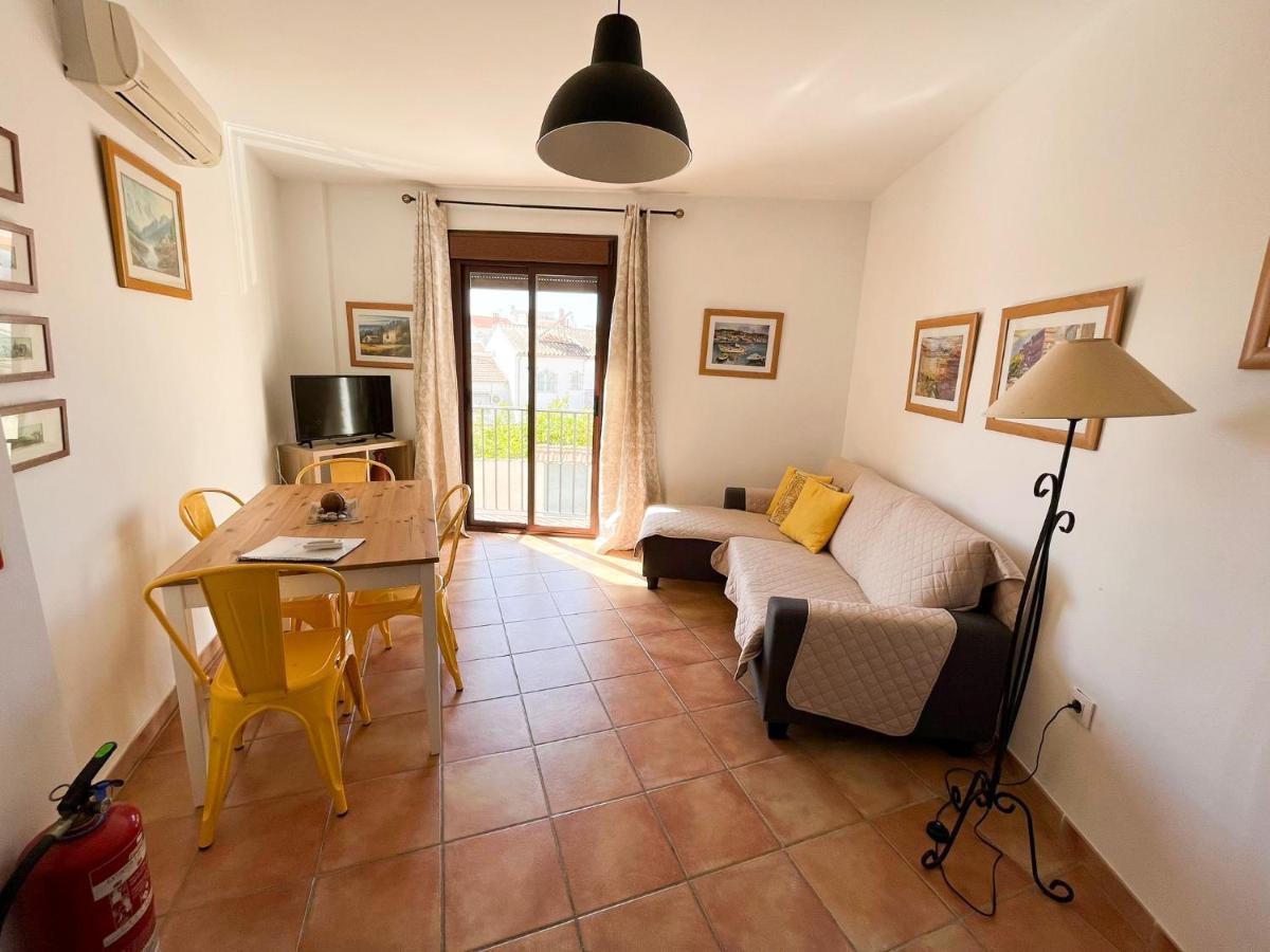 Apartamentos Villa Torcal วิญานูเอวา เด ลา กอนเซปซิออน ภายนอก รูปภาพ