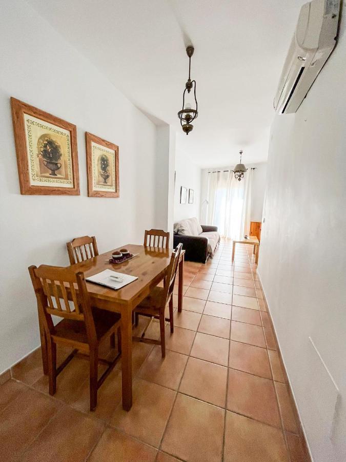 Apartamentos Villa Torcal วิญานูเอวา เด ลา กอนเซปซิออน ภายนอก รูปภาพ